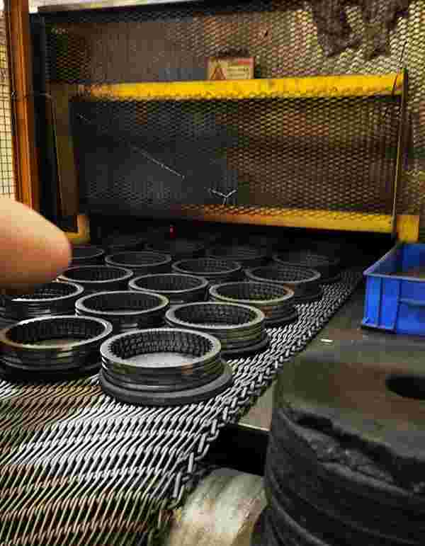 314 8020cb balanced mesh belt for copper brazing furnace, automobile oil pipe, electric pipe filter, etc